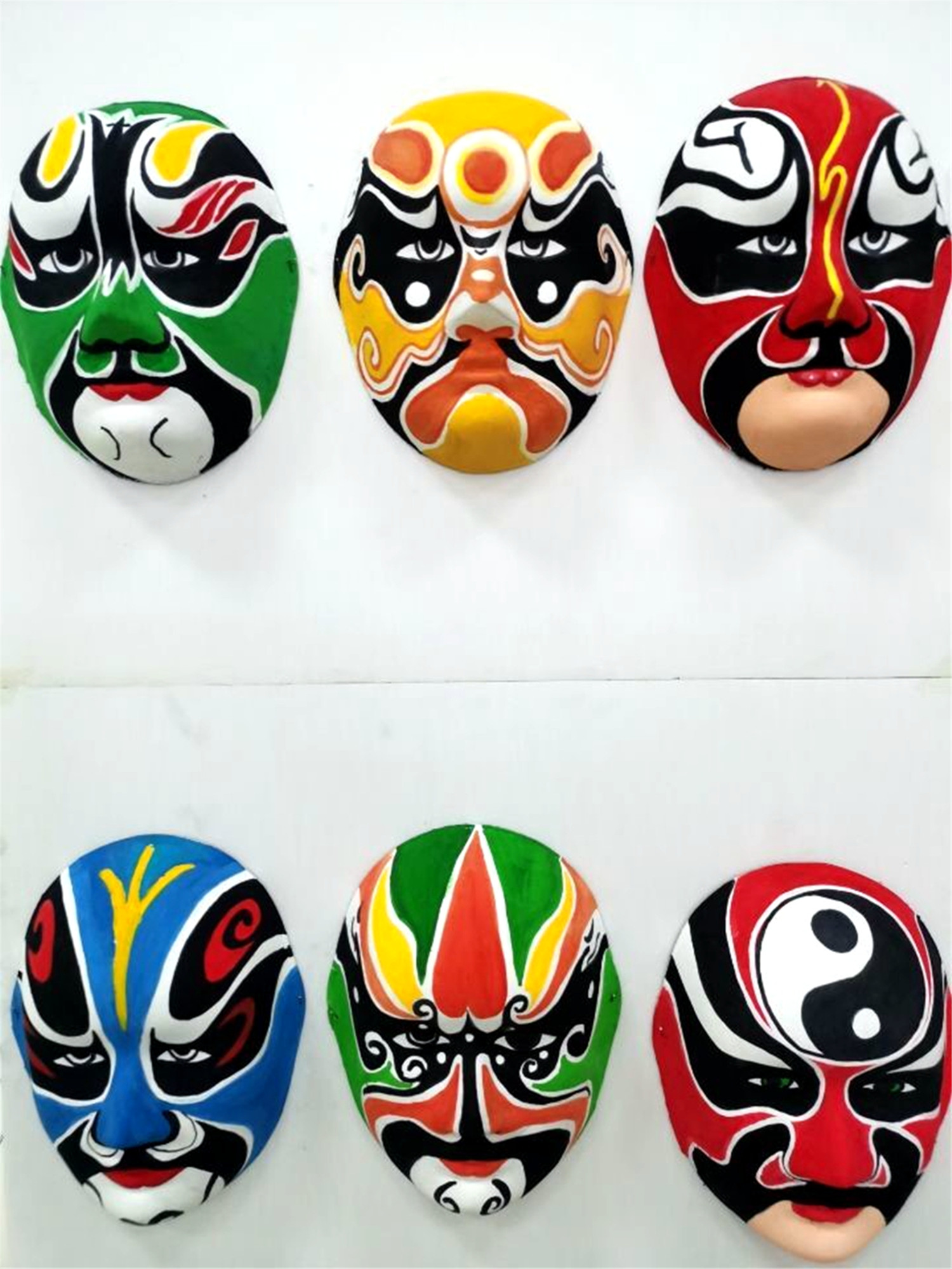 弘揚(yáng)傳統(tǒng)文化，展示藝術(shù)成果