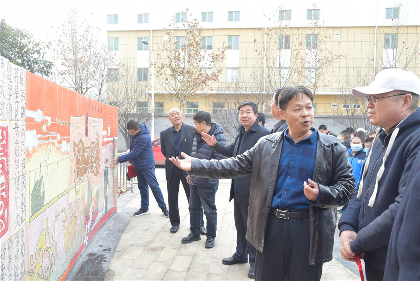 淄博市特殊教育中心南廣場(chǎng)文化墻《生命之光》落成啟用剪彩