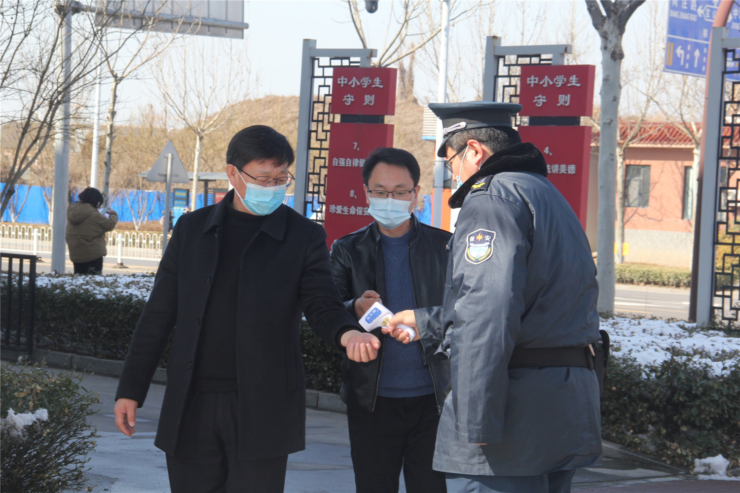 市教育局領導到我校進行春季開學專項檢查