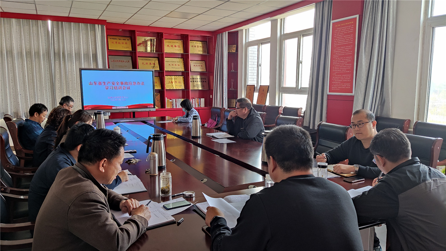 淄博市特殊教育中心舉行安全工作專(zhuān)題會(huì)議
