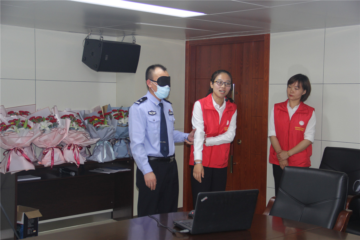 市特教中心舉行“助殘共享 ‘政’在行動”助殘技能培訓活動