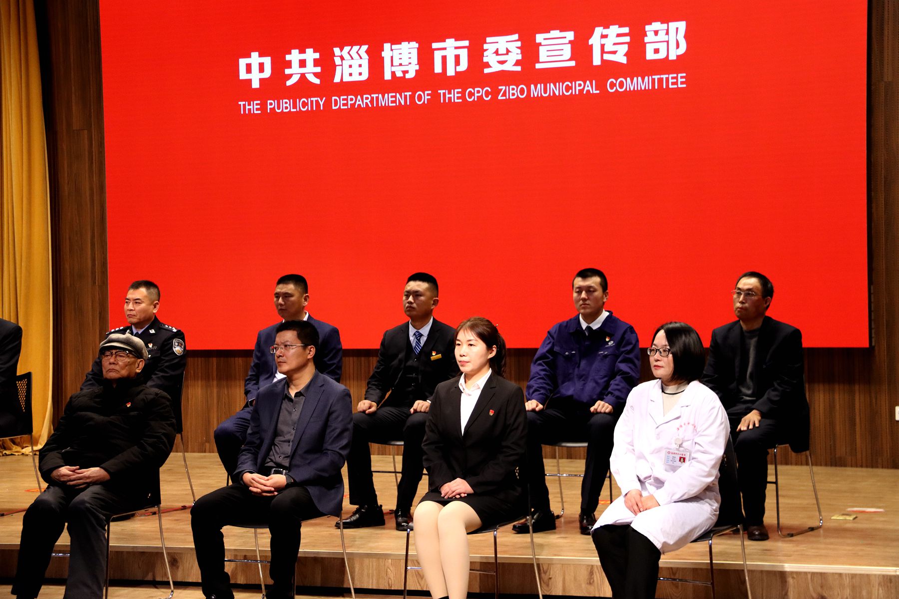 喜報：市特教中心手語志愿隊當(dāng)選2021“感動淄博”年度人物