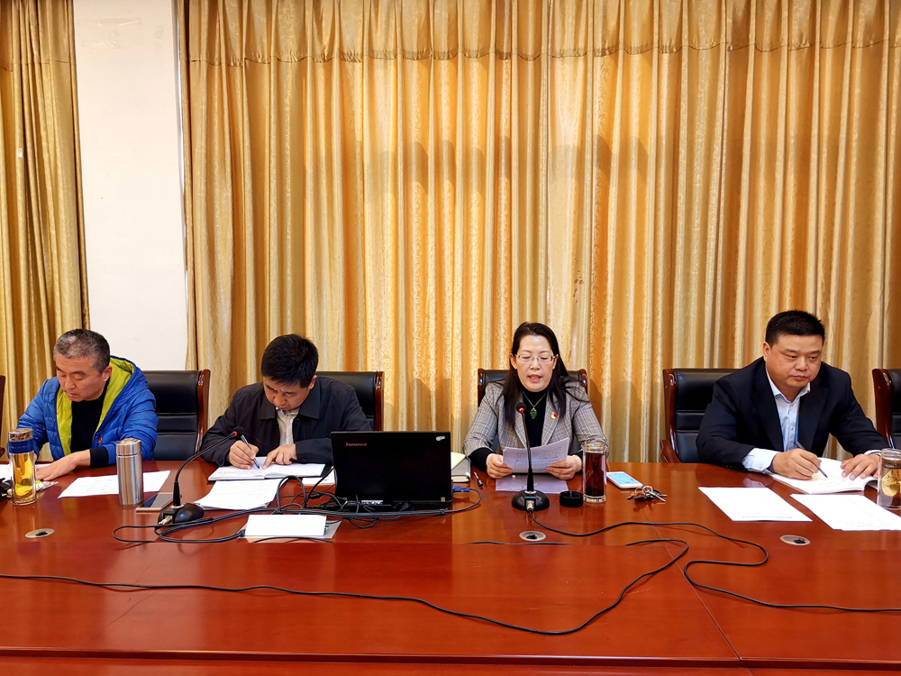 學(xué)校各黨支部召開2018年度組織生活會
