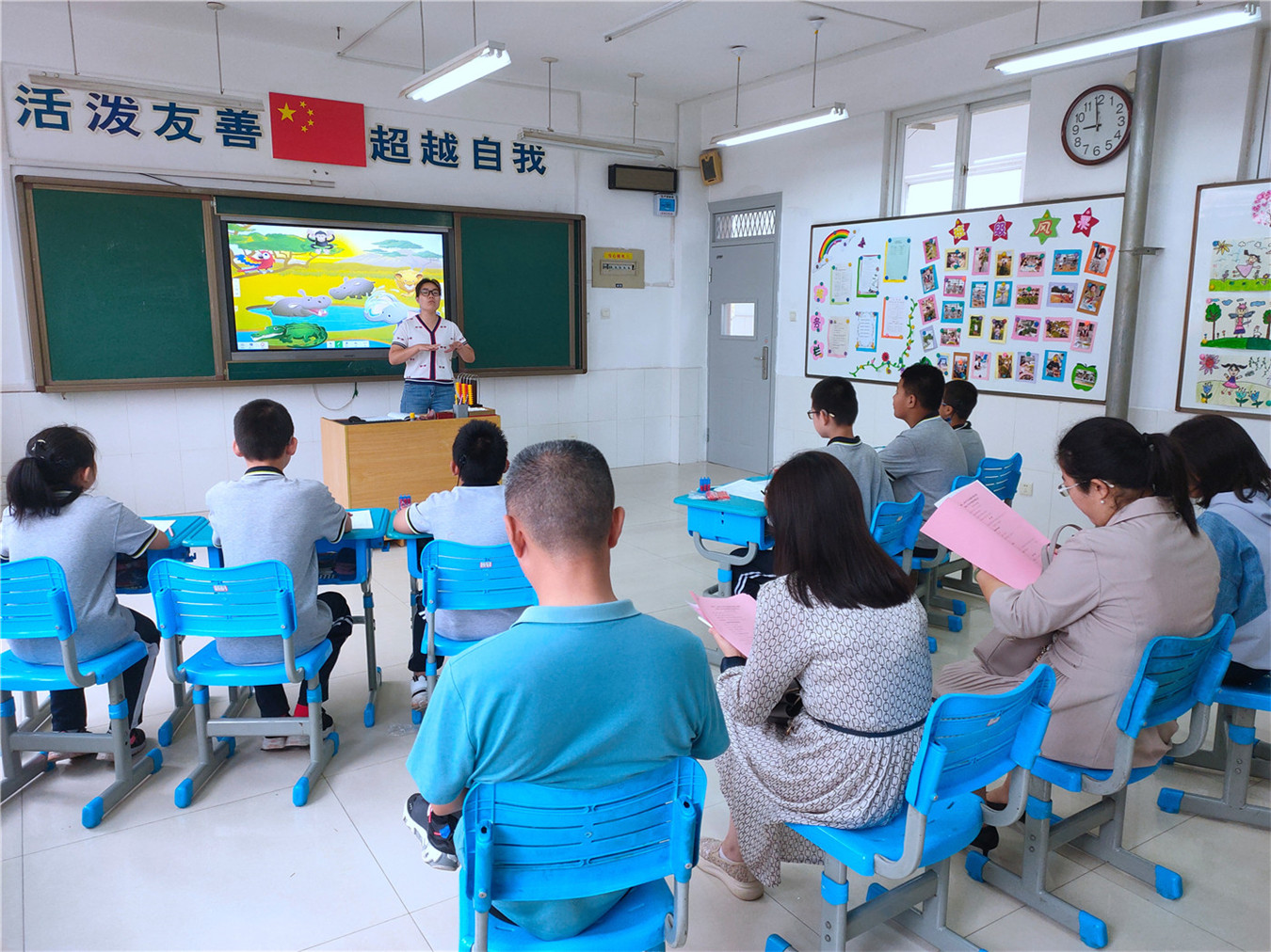 市特教中心舉行省市課題中期檢查評審會暨2021年立項(xiàng)課題開題論證會