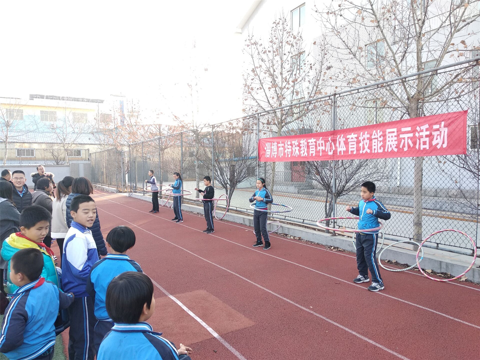 參與陽(yáng)光體育 共享快樂健康