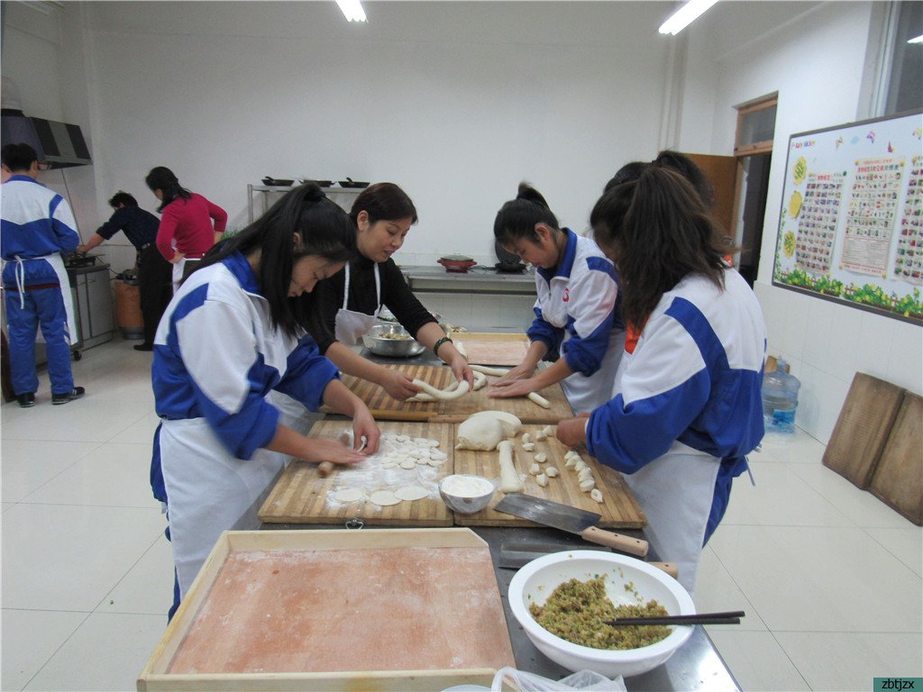 相約冬至節(jié)，彰顯團(tuán)隊(duì)情