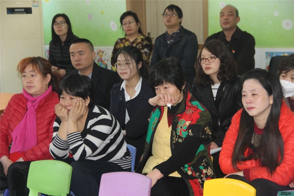 全國(guó)愛耳日，關(guān)注兒童聽力健康