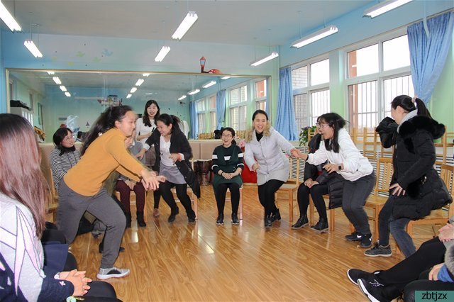 智慧啟心，快樂育人——我校開展教師團體心理輔導活動