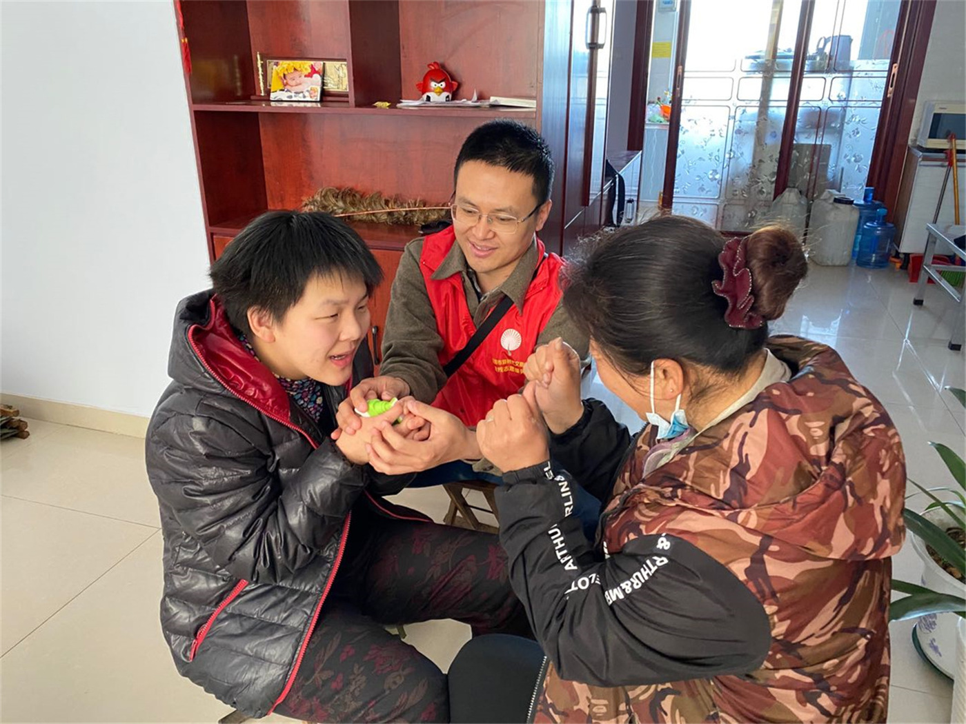 送教上門(mén)辦實(shí)事  助殘幫扶解民憂(yōu)